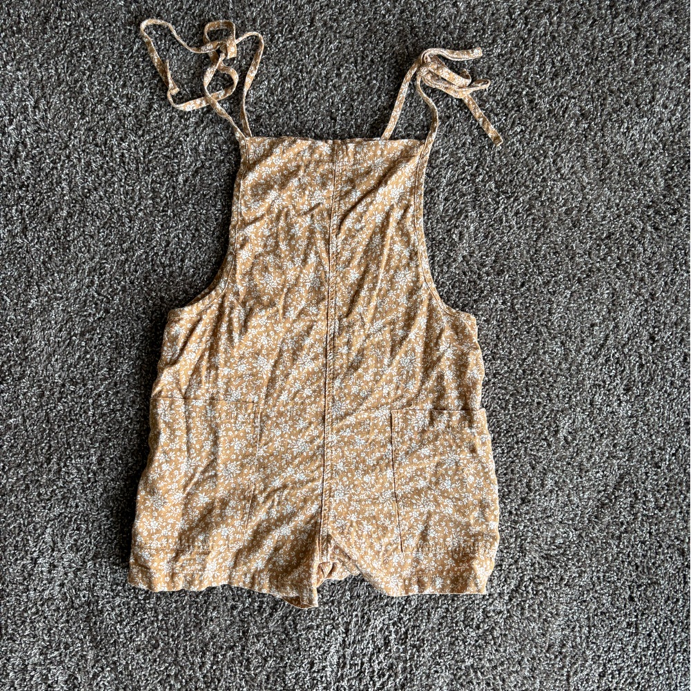 Vanilla Star Tan Floral Tie-Back romper